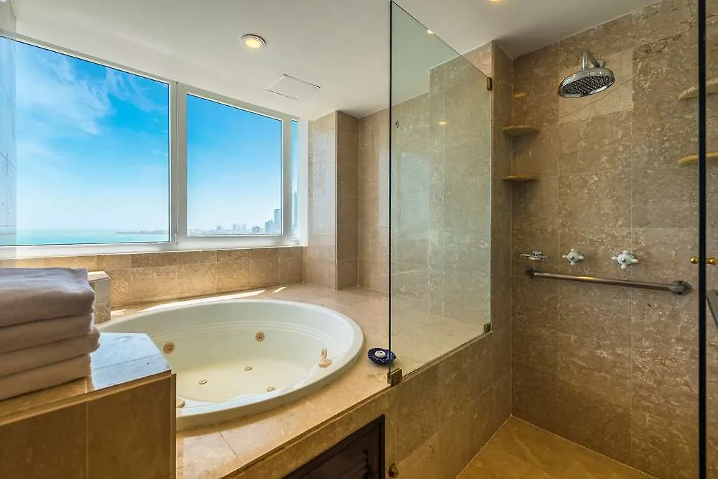 Hotel Almirante Cartagena Bc Hoteles Sa Colombia